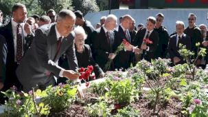 Adnan Menderes ve dava arkadaşları mezarları başında anıldı
