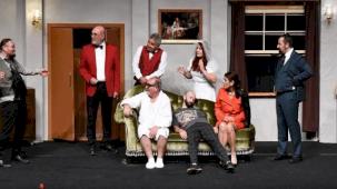 Balıkesir’de müzik ve tiyatroya yoğun ilgi