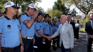 Bursa'da Başkan Bozbey'den Zabıta'ya 'yanınızdayım' güvencesi