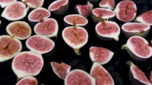 Bursa’nın dünyaca ünlü siyah incirleri Osmangazi’de yarıştı