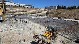 KOÜ Umuttepe’de cami ve otopark projesi yükseliyor