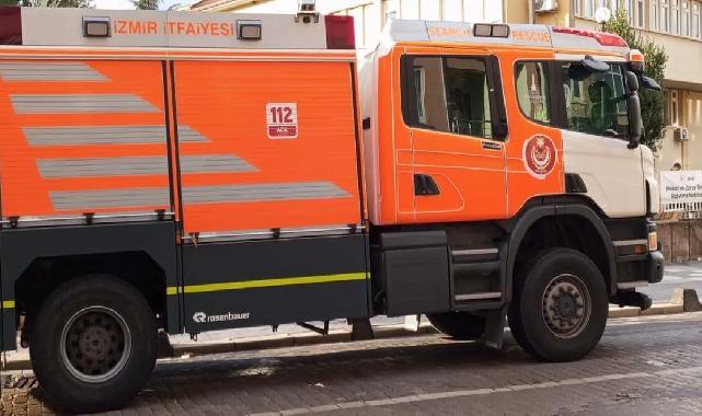 İzmir İtfaiyesi deprem sonrası destek için Sındırgı’da