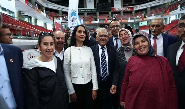 Kayseri Büyükşehir muhtarları ağırladı