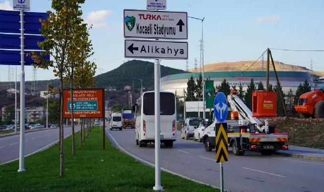 Kocaeli Stadı’nın yeni isim tabelaları monte edildi