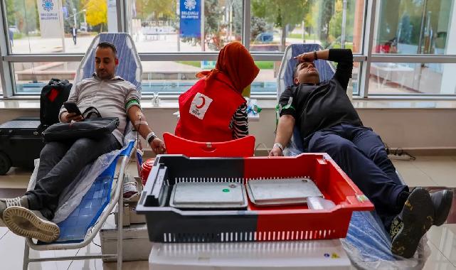 Konya Selçuklu'dan Kızılay'a kan bağışı