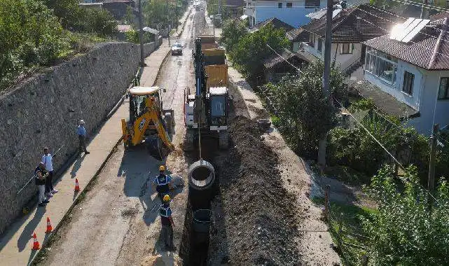 Sakarya Akyazı'nın altyapısı için 6 ekip çalışıyor