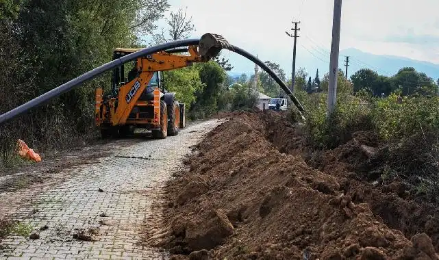 Sakarya Hendek'te kesintisiz su için çalışılıyor