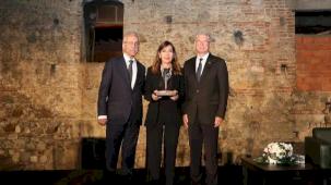 Bursa Mudanya Altan Öymen'i unutmadı