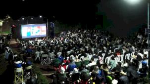 Bursa'da açık havada sinema keyfi