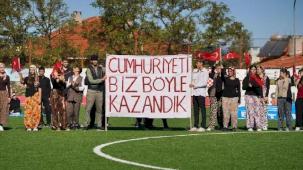 Cumhuriyet Bayramı Ayvalık’ta coşkuyla kutlandı