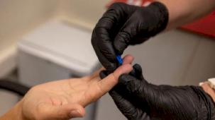 İzmir Büyükşehir'den kimliksiz ve ücretsiz test hizmeti