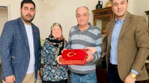 İzmit Belediyesinden Kıbrıs Gazilerine anlamlı ziyaret