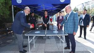 Kayseri Büyükşehir'den yeni üniversitelilere sıcak karşılama