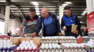 Konya Meram'da Zabıta'dan semt pazarlarına sıkı takip