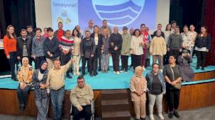 Sakarya'da geleceğe mavi dokunuşlar rozetlendi