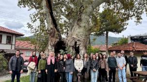 Sakarya'da üniversiteli gençler doğanın güzellikleriyle buluştu