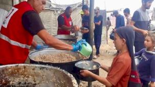 Türk Kızılay ateşkes sonrası yardımları artırdı