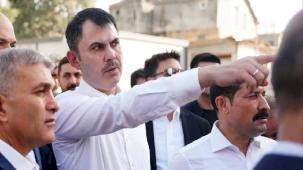 Zılgıtlarla karşılanan Bakan Kurum, Uzun Çarşı için talimat verdi!