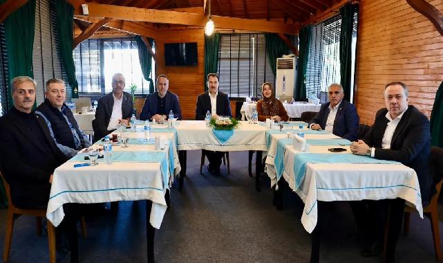 AK Parti Sakarya Teşkilatı yeni projeler için bir araya geldi