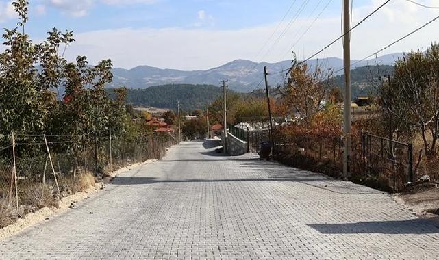 Denizli'de kilit parke çalışmalarıyla modern yol konforu