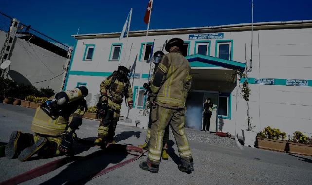 İzmir Zabıtası'ndan olası afet tatbikatı