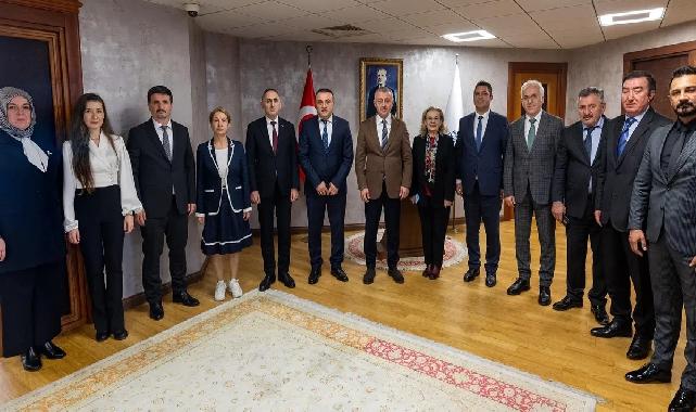 Kocaeli'de Başkan Büyükakın’a eğitime destek teşekkürü