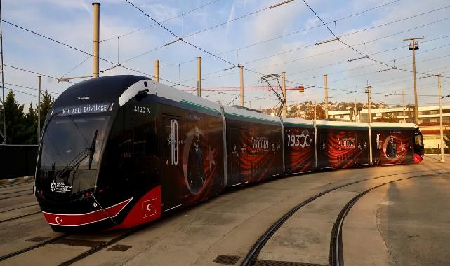 Kocaeli’de otobüs ve tramvaylarda Ata’ya saygı