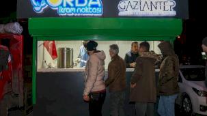 Gaziantep’te 39 noktada sıcak çorba ikramı
