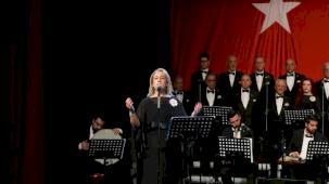 Gaziantep’te Atatürk, sevdiği şarkılarla anıldı