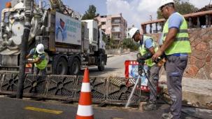 Mersin'de taşkınlara karşı 7/24 temizlik mesaisi