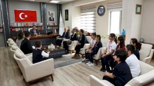Sakarya Serdivanlı ilkokul öğrencilerinden Milli Eğitim'e ziyaret