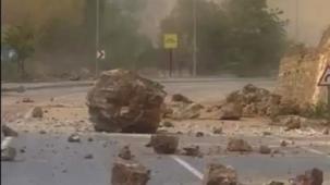 Tunceli–Ovacık karayolunda kayalar temizlendi!