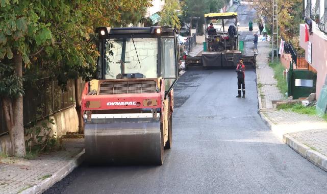 İstanbul Maltepe’de yol yenileme çalışmaları tüm hızıyla sürüyor