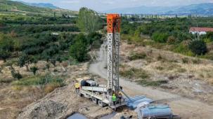 Geyve Doğantepe’ye 132 metre derinlikten kaliteli su