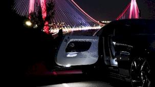 Tarihinin en güçlü Rolls-Royce'u Black Badge Spectre Türkiye sahnesinde