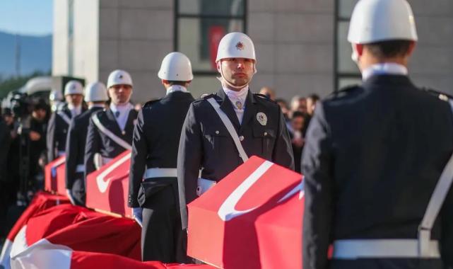 Yalova'da şehit kahramanlar son yolculuklarına uğurlandı