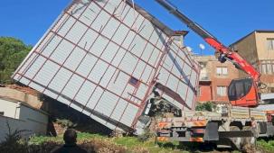 İzmir Büyükşehir'den sağanak ve fırtına mesaisi