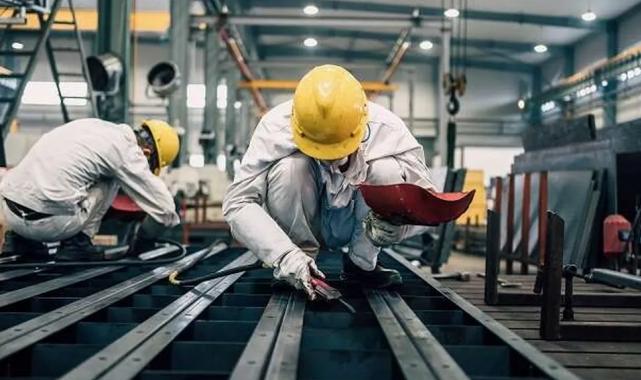 Ücretli çalışan sayısı 16 milyona yaklaştı