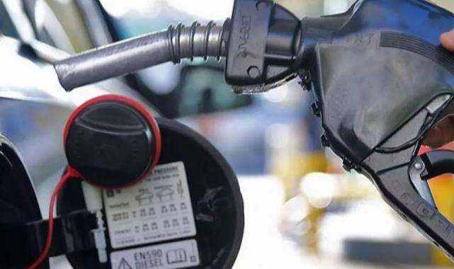 Benzine 1,07 lira zam