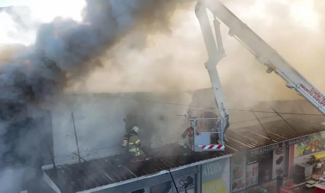 İzmir Buca'daki işyeri yangını kontrol altına alındı