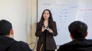 Antalya'da gençlere eğitim desteği sürüyor