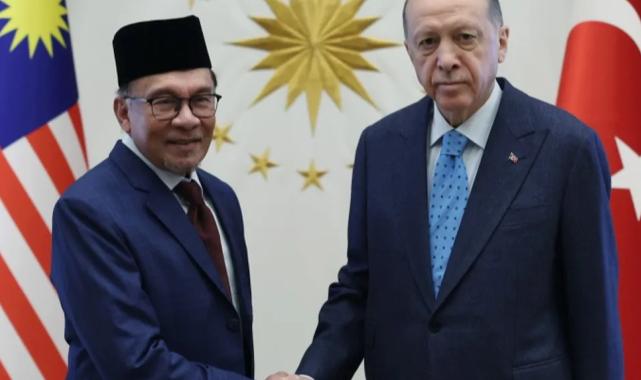 Cumhurbaşkanı Erdoğan, Enver İbrahim'le görüştü