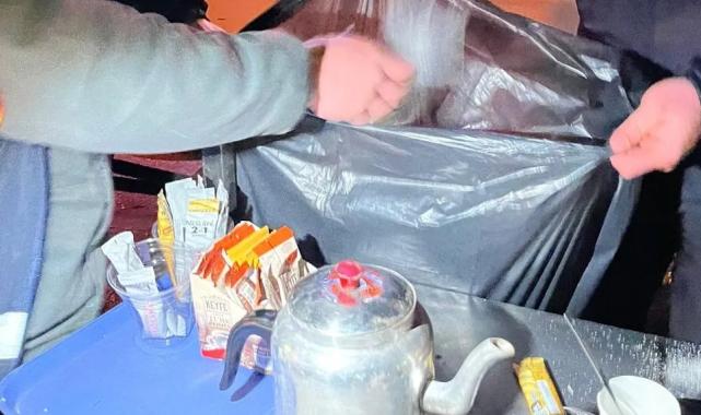 İzmir Zabıtası'ndan fahiş fiyat ve izinsiz satışa geçit yok!