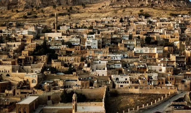 Mardin halkı ramazanda su çilesi çekiyor