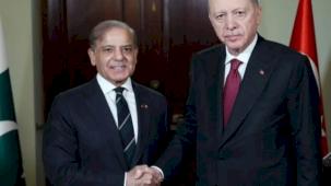 Cumhurbaşkanı Erdoğan, Şahbaz Şerif'le görüştü.. Erdoğan'ın barış diplomasisi sürüyor