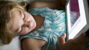 Dijital ekranlar 'emzik' gibi kullanılmamalı!