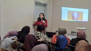 İstanbul Maltepe'de kadın sağlığı için farkındalıklar sürüyor