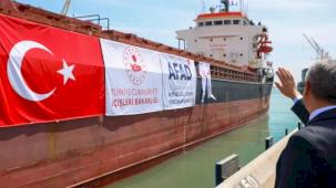 Lübnan’a 730 ton insani yardım Mersin’den dualarla uğurlandı