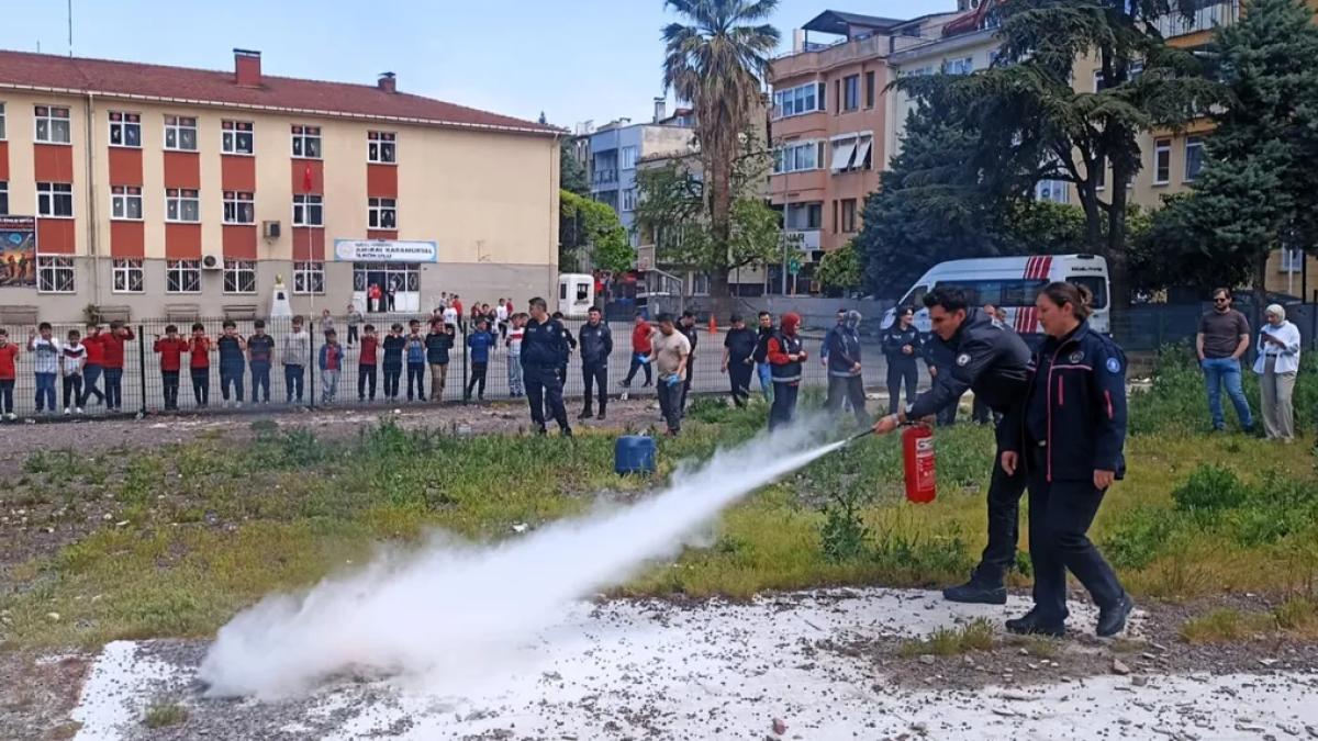 Kocaeli'nde emniyet güçleri afetlere karşı hazır kıta
