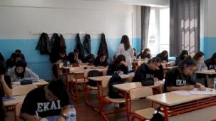 Gaziantep'te 12. sınıf öğrencilerine Büyükşehir'den deneme sınavı